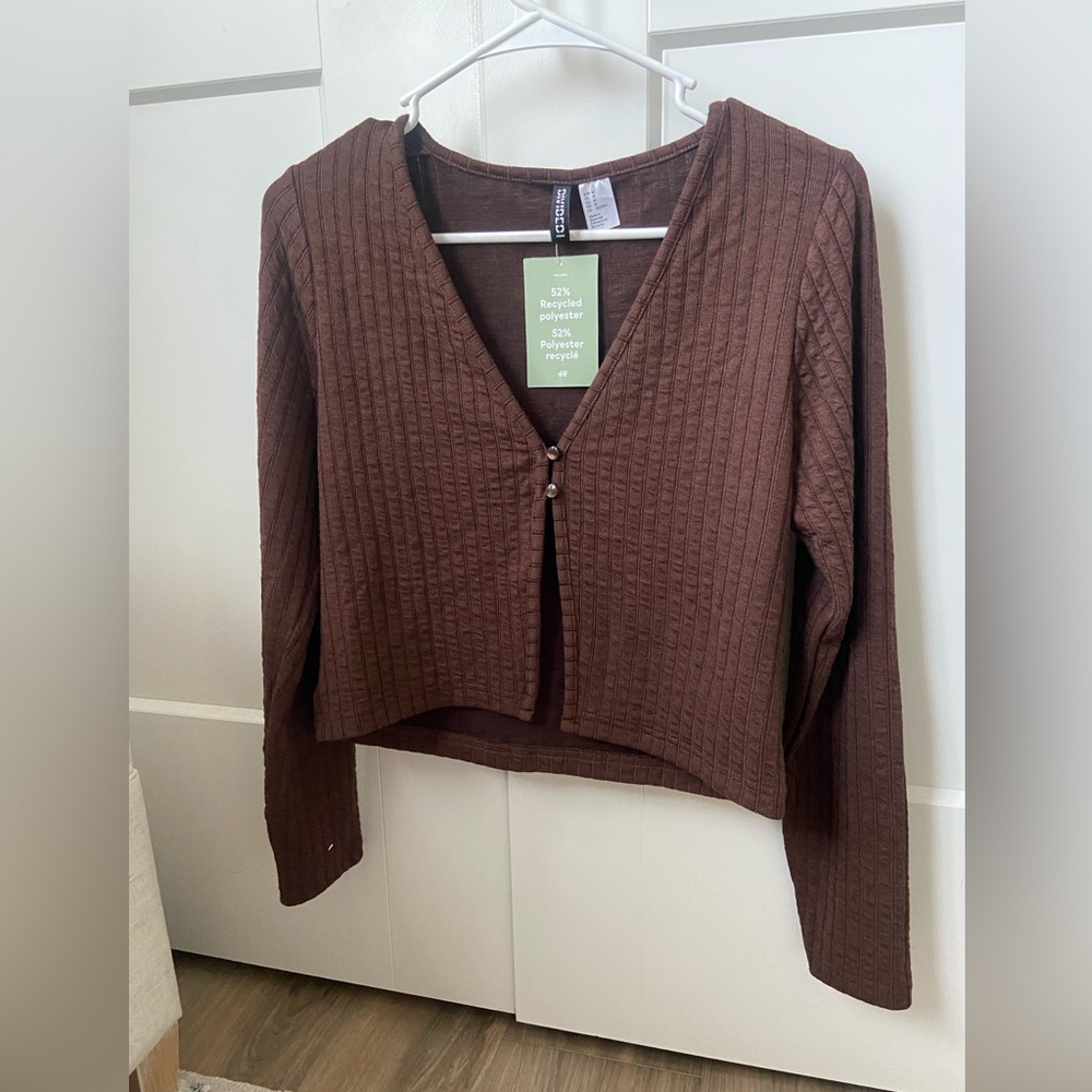 Brown long sleeve button open front